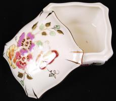Kézzel festett sorszámozott pillangó mintás jelzett Zsolnay porcelán bonbonier /
Handpainted numbere...