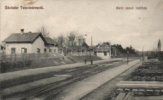 Tata-Tóváros Kerti vasúti indóház, vasútállomás (fl)