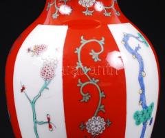 Kézzel festett sorszámozott Gödöllő mintás jelzett Herendi porcelán váza hibátlan állapotban /
Handp...