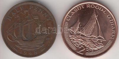 Nagy-Britannia Man szigetek 2001. 2p "Vitorlás hajó" + Nagy-Britannia 1948. 1/2p Br "A Golden Hind hajó" T:2 Isle of Man 2001. 2 Pence "Sail Boat" + Great Britain 1948. 1/2 Penny Br "The Golden Hind" C:XF