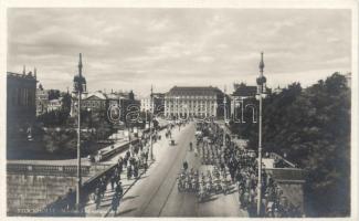 Stockholm North bridge, parade