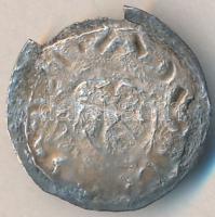 1074-1077. Dénár Ag "I. Géza" T:2-,3 Huszár: 20., Unger I.: 13. ph. kitörés