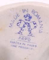 Kisfiú a libákkal, jelzett Arpd román, kézzel festett, jelzett, hibátlan, m:20 cm, h:16 cm