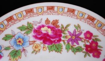 6db, matricás, jelzett kínai kistányér / 
Chinese coffee saucers