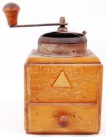 cca 1950 Fa és fém kávédaráló, hiányos /  Coffee grinder from wood and metal, lid missing, 20x12x12cm