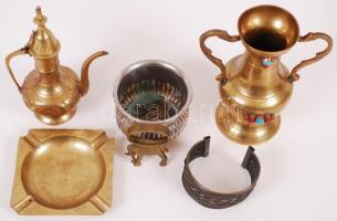 Réz-fém tétel: kiöntő, hamutartó stb., összesen: 6 db