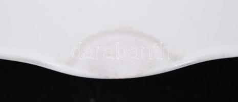 Zsolnay virágos süteményes készlet, jelzett, egyik tányér sérült, matricás