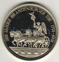 NSZK 1991. "Brandenburger Tor" fém emlékveret T:PP