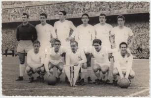 cca 1970 Real Madrid futballcsapata, fotólap /  Real Madrid CF, photo card