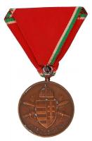 1939. "Magyar Bronz Vitézségi Érem" bronz kitüntetés mellszalagon T:2
Hungary 1939. "...