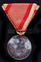 1917. Károly Ezüst Vitézségi Érem II. osztály "Fortitudini / IV. Károly" hadifém kitünteté...