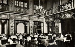 68 db modern lap vendéglő témakörben / 68 pieces of modern cards about restaurants