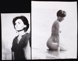cca 1970 15 darabos erotikus portfólió egy hölgyről / Erotic photos