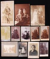 Régi fotó tétel: Régi családi, több katona fotóval, alpesi tájak, kb 40 db