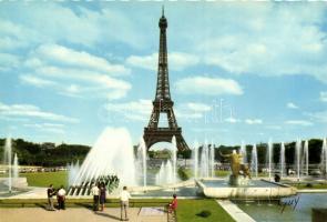 110 db modern, külföldi városképes lap, benne egy Chicago leporello / 110 modern foreign postcards, ...