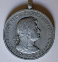 1940. "Erdélyi részek felszabadulásának emlékére" Alu emlékérem szalag nélkül T:2- 1940. Commemorative Medal for the Liberation of Transylvania C:VF