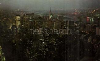 30 db modern képeslap, amerikai városképek éjjel, '50-'70-es évek / 30 modern postcards, A...