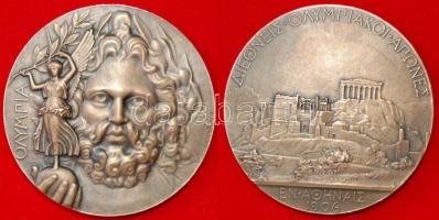 Olimpiai éremgyűjteméy/ Olympische Medaillensammlung: Olympische Medaillen, umfangreiche Sammlung von 53 Stk! Siegermedaillen: Sommerspiele: 1906 Athen Bronze, 1912 Stockholm Gold, 1924 Paris Silber, 1924Paris Bronze, 1956 Melbourne Silber + orig. Etui, 1964 Tokyo Gold (Silber vergoldet), 1968 Mexico Gold (Silber vergoldet). Winterspiele: 1924 Chamonix Bronze.  Teilnehmermedaillen: 1896 Athen Bronze, 1904 St Louis Bronze, 1906 Athen Silber, 1908 London Silber, 1912 Stockholm Silber, 1924 Paris Bronze, 1928 Amsterdam Bronze, 1932 Los Angeles Bronze, 1936 Berlin Bronze, 1948 London Bronze, 1952 Helsinki Bronze, 1956 Melbourne Bronze, 1960 Roma Bronze, 1964 Tokyo Bronze + Etui, 1968 Mexico Bronze, 1976 Montreal Bronze, + Etui, 1988 Seoul Bronze Presse Teilnehmer-Medaille + Etui Winterspiele: 1948 St. Moritz Bronze + Etui, 1956 Cortina d’Ampezzo Silber, 1984 Sarajevo Bronze + Etui  Medaillen, Plaketten, Abzeichen: 1908 London Teilnehmerabzeichen ‘Comité d’ Honueur’ vergoldet, 1908 London Teilnehmerabzeichen ‘Competitor’ Silber, 1912 Stockholm ‘Internat. Olimpie Comitee’ vergoldet, 1912 Stockholm Teilnehmerabzeichen Silber, 1912 Stockholm Bronzeplakett, 1924 Paris Medaille Bronze vergoldet + Etui, 1924 Paris Abzeichen ‘Le Salut’ /Bronze, 1924 Paris Teilnehmerabzeichen Bronze ‘COF Concurrent’, 1928 Amsterdam ‘Officiel’ Teilnehmerabzeichen Silber, 1928 Amsterdam ‘Concurrent’ Teilnehmerabzeichen Bronze, 1936 Deutsche Olympiade-Ehrenzeichen II. Klasse Email + Diplom, 1936 Deutsche Olympiade-Erinnerungsmedaillen + Etui, 1936 Berlin Teilnehmerabzeichen Nr. 4806 Bronze, 1936 Bronzemedaille, 1948 St. Moritz ’Officiel’ Abzeichen vergoldet, 1960 Roma Teilnehmerabzeichen C.I.O. vergoldet, 1960 Roma C.O.N.I. Silber, 1960 Roma Bronze, 1964 Innsbruck Abzeichen, 1965 Madrid ‘63 Sesion C.I.O.” Silbermedaille, 1972 München ägyptische Bronzemedaille versilbert, 1980 Tallin “Olympiaregatt...’/Bronzemedaille, 1980 Tallin “fium Tallin 80’/Bronzemedaille, Ö.O.C. Bronzemedaille versilbert, 1985 ‘Olymphilex 85’ Bronze versilbert.