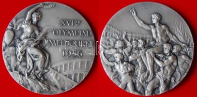 Olimpiai éremgyűjteméy/ Olympische Medaillensammlung:
Olympische Medaillen, umfangreiche Sammlung v...