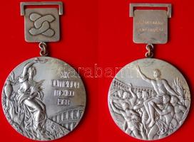 Olimpiai éremgyűjteméy/ Olympische Medaillensammlung:
Olympische Medaillen, umfangreiche Sammlung v...