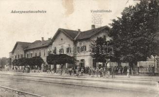 Pusztaszabolcs (Adony-Pusztaszabolcs) vasútállomás (EK)