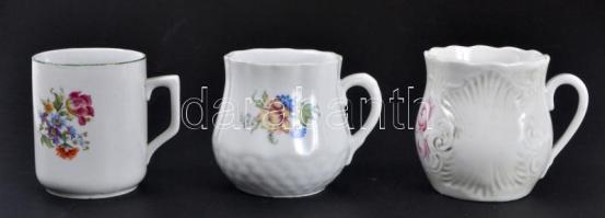 3db bögre, illetve csupor, közte 2db jelzett Zsolnay / 3 vintage mugs, 9-10cm