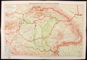 2 db térkép: Cca 1930 Magyarország hegy-és vízrajzi térképe 29×42 cm, Kékes 34×25 cm