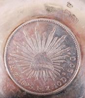 Ezüst (Ag) tálka beleillesztett ezüst (Ag) mexikói érmével / 
Silver plate with Mexican silver coin,...