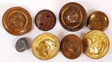 28db egyenruha gomb, közte hajózással kapcsolatos, külföldiek is, többféle méretben