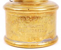 Lampe-Pigeon hordozható réz petróleumlámpa üvegburával / 
Lampe-Pigeon oil lamp with glass shade, 19...