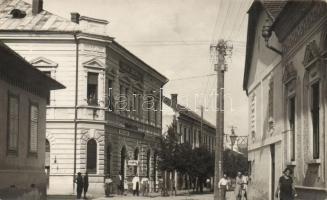 Hátszeg glassware, central bank, pharmacy, photo