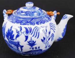 Jelzett japán teázó szett: 2db kiöntő, 1db cukortartó, 8db csésze és alátét / 
Japanese tea set