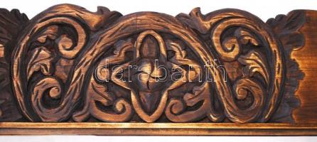 Egyedi készítésű dekoratív, faragott, pácolt hársfa keret, hibátlan állapotban, belső: 65×45,5cm, te...