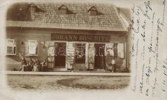 1899 Fehértemplom, the shop of Johann Boschits, photo