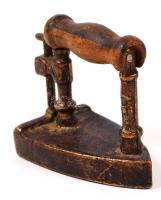 Cca 1900 mini varrógép, jó állapotban, h:6 cm, m:5 cm