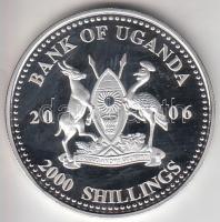 Uganda 2006. 2000Sh Ag "A labdarúgás halhatatlanjainak csarnoka - Portugália 2000-es évek" T:PP tanúsítvánnyal Uganda 2006. 2000 Shilling Ag "Hall of Fame of football - Portugal 2000s" C:PP