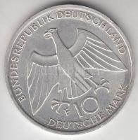 NSZK 1972F 10M Ag "Olimpia-München" T:2
GFR 1972F 10 Mark Ag "Olymics Munich" C:...