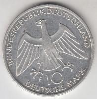 NSZK 1972F 10M Ag "Olimpia-München / Láng" T:2
GFR 1972F 10 Mark Ag "Olymics Munich /...