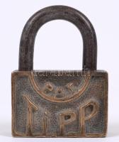 cca 1920 "Tipp" sárgaréz lakat (kulcs nélkül) /  Vintage brass lock (without key), 7x5cm