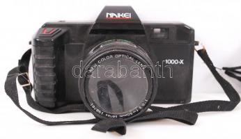 4 db analóg fényképezőgép (közte egy nikon) + 1 db vaku, használt állapotban