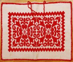 3 db hímzett terítő + 1 db hímzett díszpárnahuzat