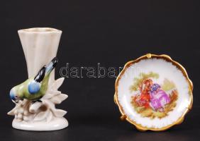 Porcelán tétel: fogpiszkáló tartó, mini tányér, ékszeres doboz, kettő jelzett, m:4-7 cm