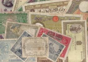 Kis tétel főleg régebbi külföldi bankjegyekből néhány magyarral 16db T:II,III
