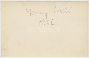 1936 Jermy László: Stégen. Az új tárgyiasság nevében készült, vintage fotó, 11x17cm