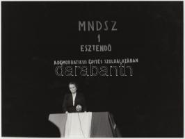 1946-1947 Tildy Zoltán és Tildy Zoltánné, 2db fotó, 18x24cm