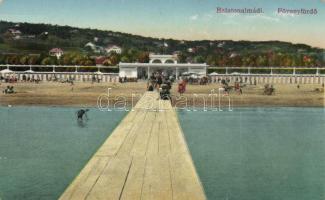 Balatonalmádi, Fövenyfürdő (lyuk / pinhole)