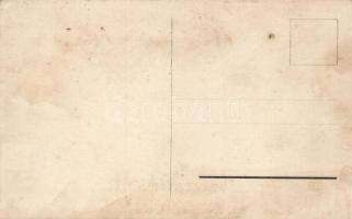 Oroszlán sósborszesz / Hungarian rubbing alcohol advertisement (fl)