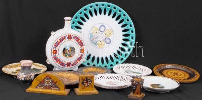 Bolha tétel: kistányérok, kiskancsó + Hollóházi kulacs Kőszeg látképpel, jelzett, hibátlan + kézi fe...