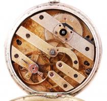 1893-1934 Antik, svájci, ezüst (Ag) tokos, kulcsos zsebóra porcelán számlappal, kulccsal, 800-as tis...