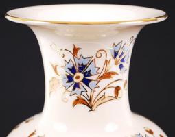 Kézzel festett búzavirág mintás nagyméretű Zsolnay porcelán váza, jelzett (apró hajszálrepedéssel) /...